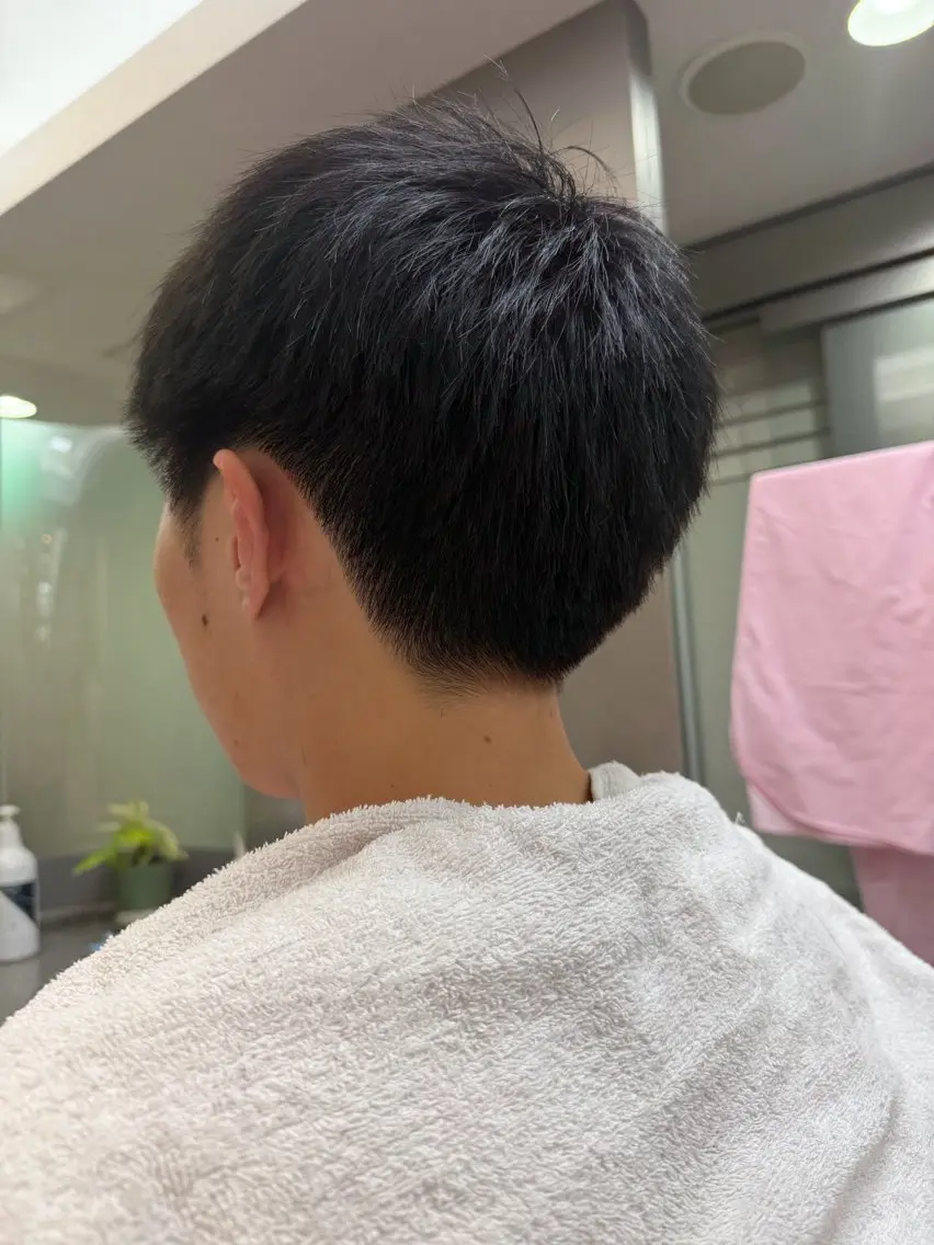 メンズ 野崎 テレシアのヘアスタイル