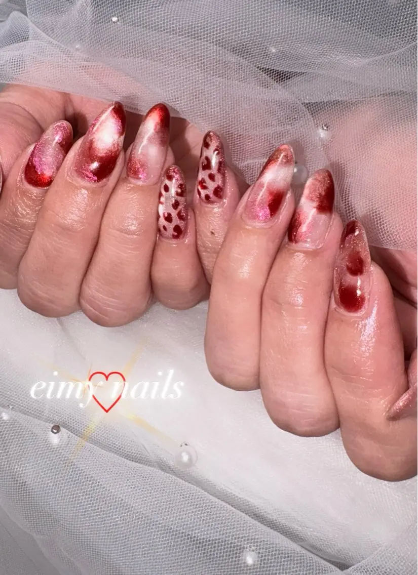 ネイル アニマル柄 ボルドー キラキラネイル マグネットネイル ニュアンスネイル ハンドネイル eimy nails♡のネイルデザイン
