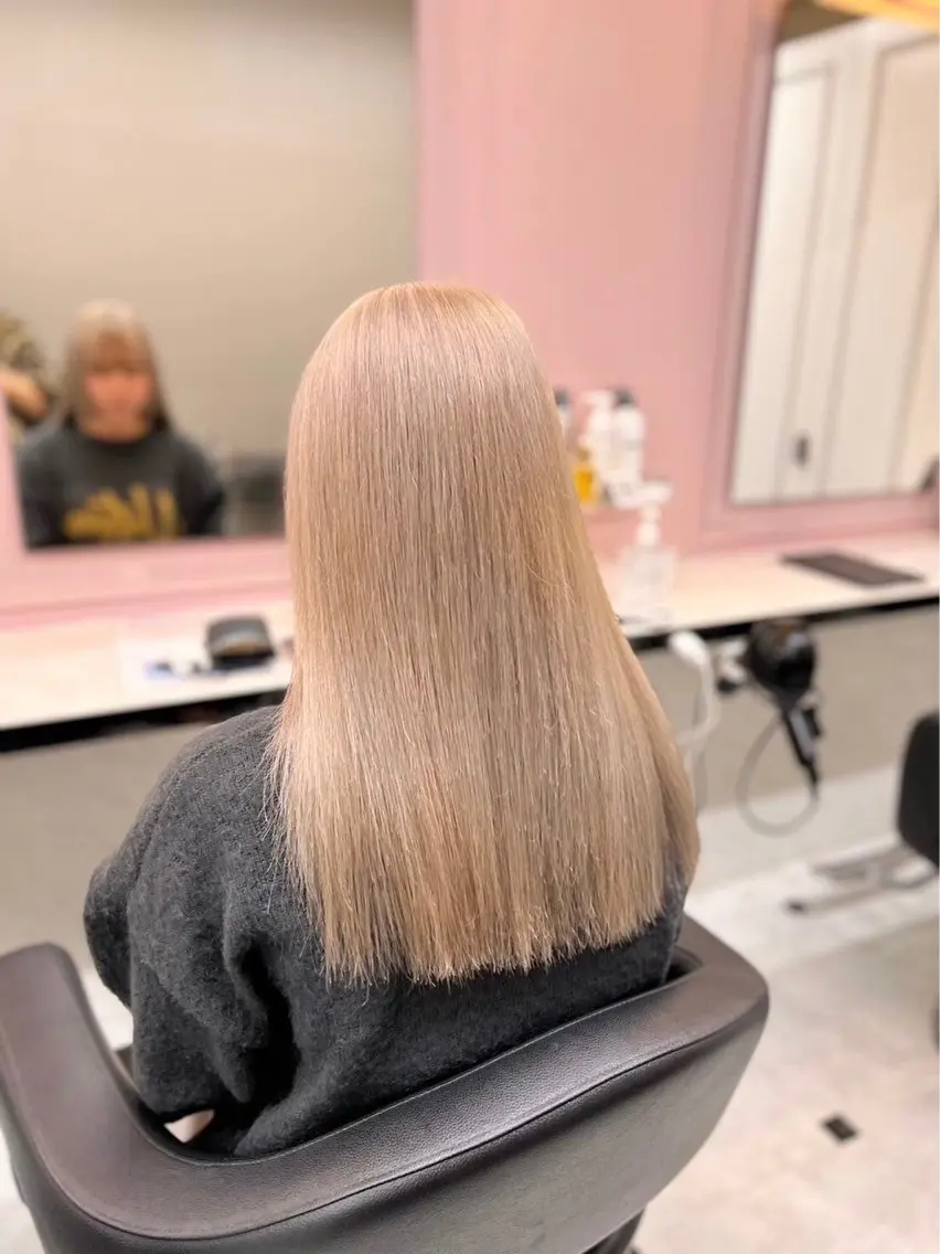 カラー ミルクティー・透明感 🏹REN🏹のヘアスタイル