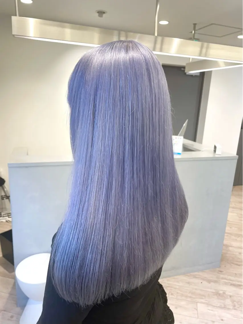 ロング カラー Loob TOKYO MiZUKiのヘアスタイル