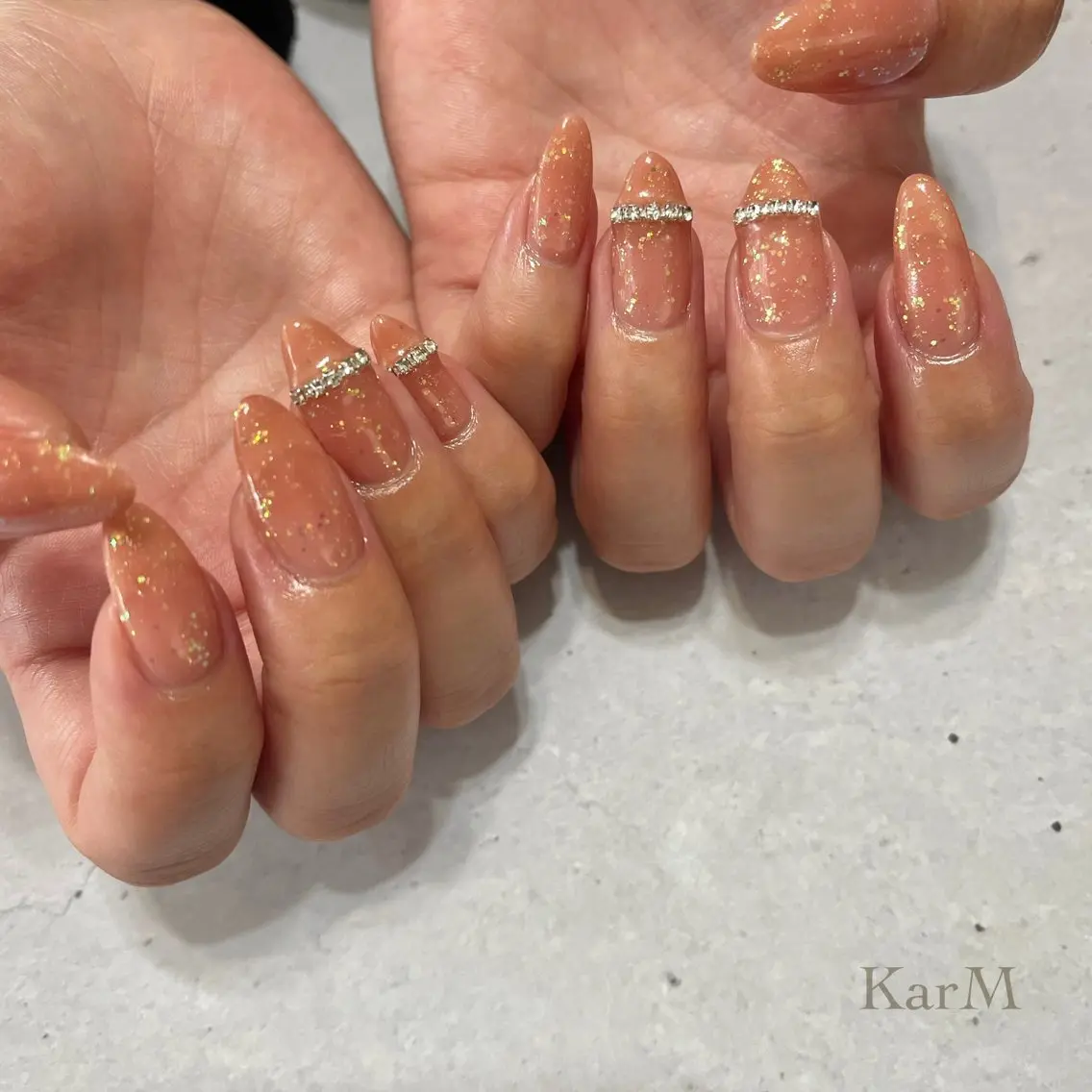 ネイル オーロラネイル チークネイル フットネイル フレンチネイル 氷ネイル・うるうるネイル ハンドネイル ogino karinのネイルデザイン