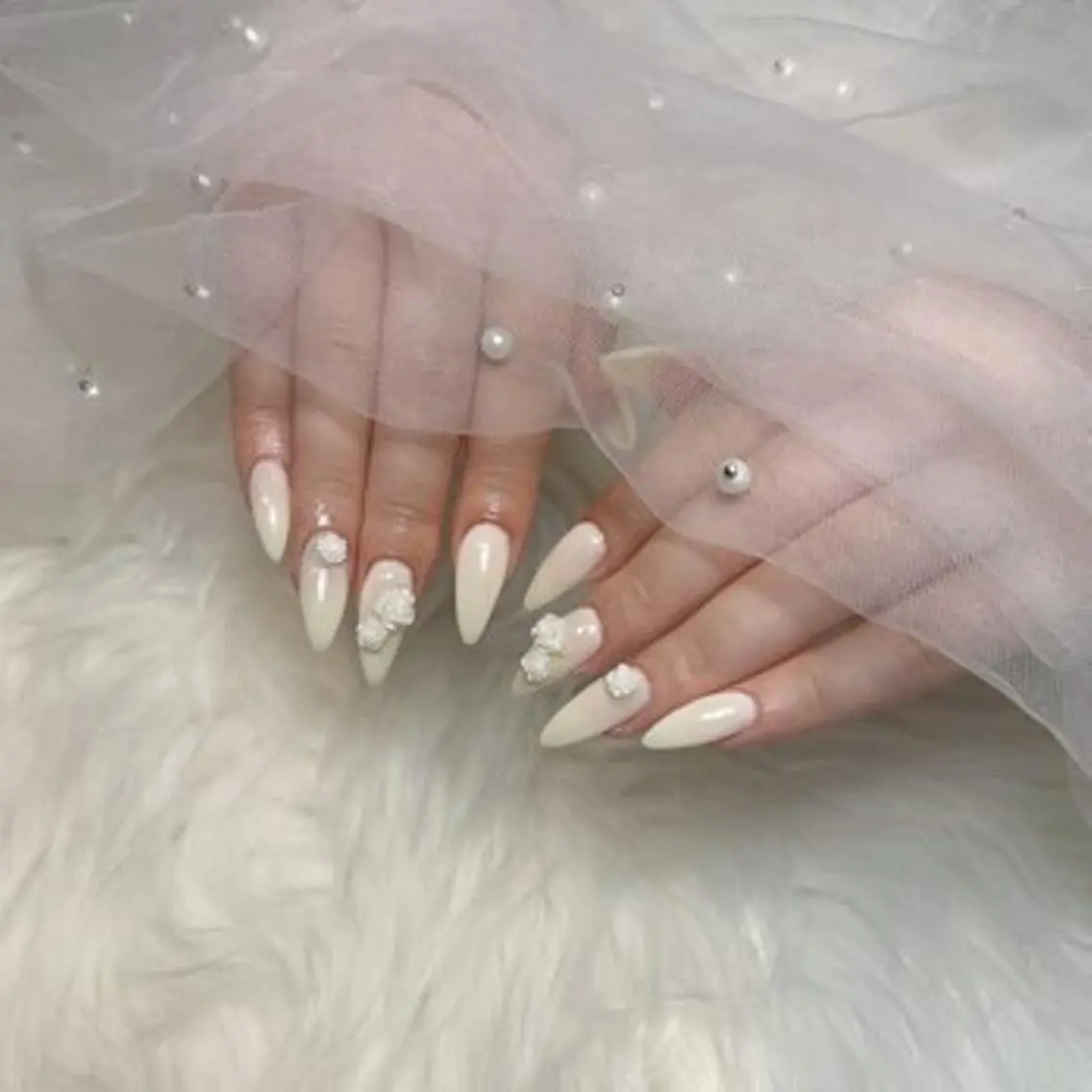 ネイル PEEKABOO NAIL 梅田のネイルデザイン