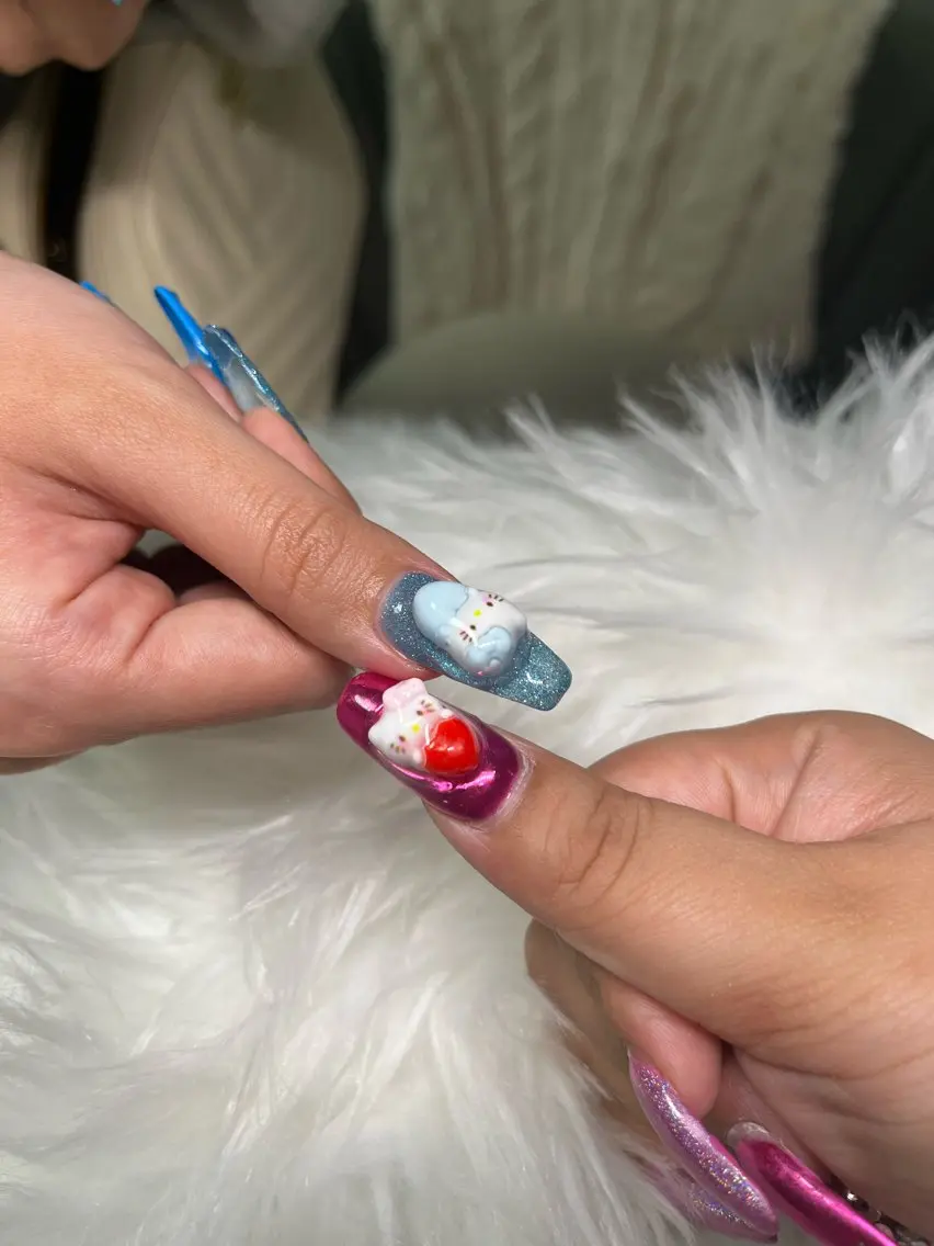 ネイル おそろいネイル 🏠自宅 サロン💅natsuのネイルデザイン