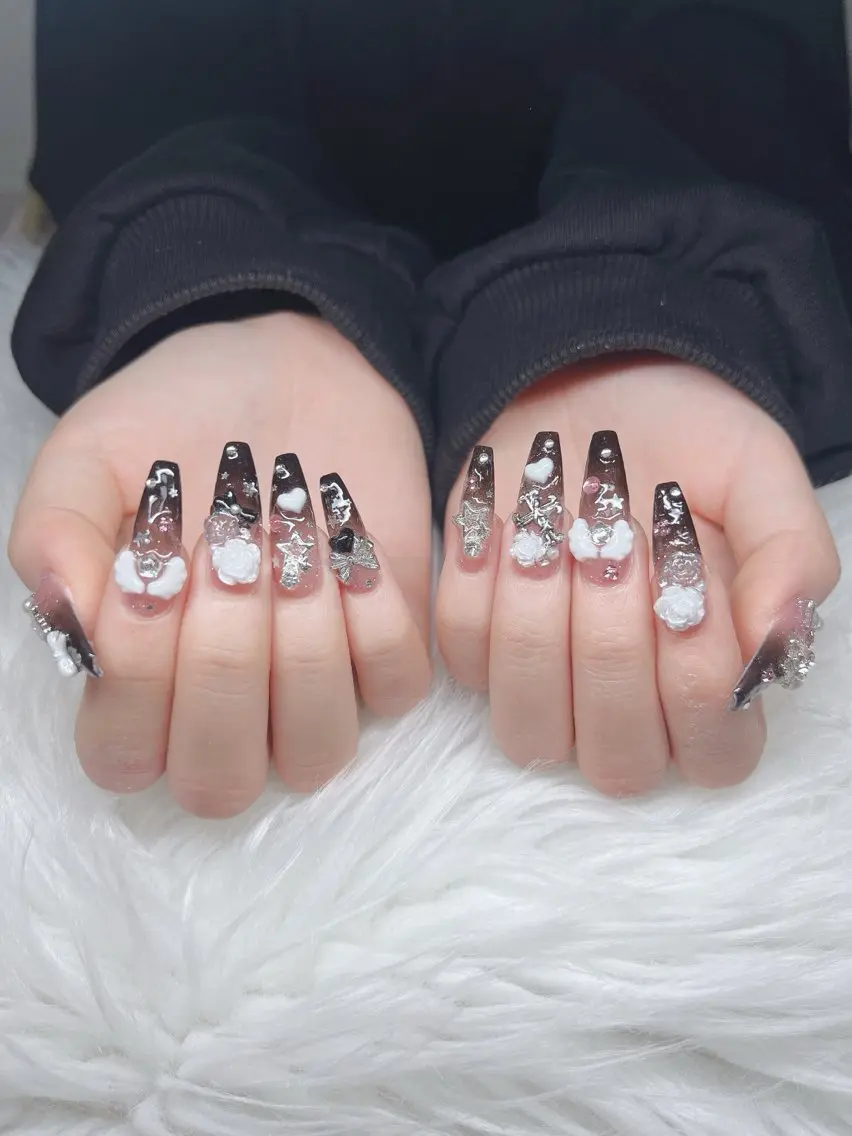 ネイル ハンドネイル Lee Nails チップ長さだし専門店のネイルデザイン