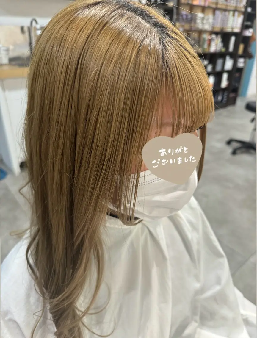 ロング 小顔カット 川本 葵のヘアスタイル
