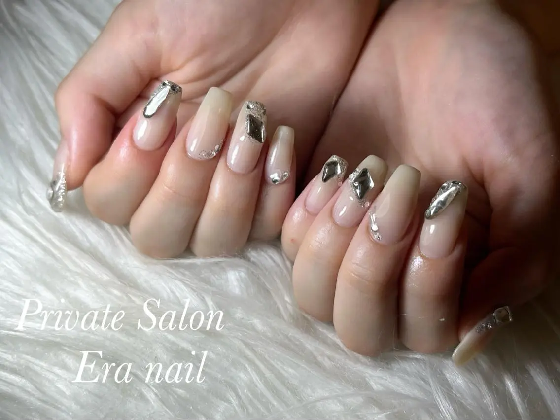 ネイル ワンカラーネイル ストーンネイル ハンドネイル Era nailのネイルデザイン