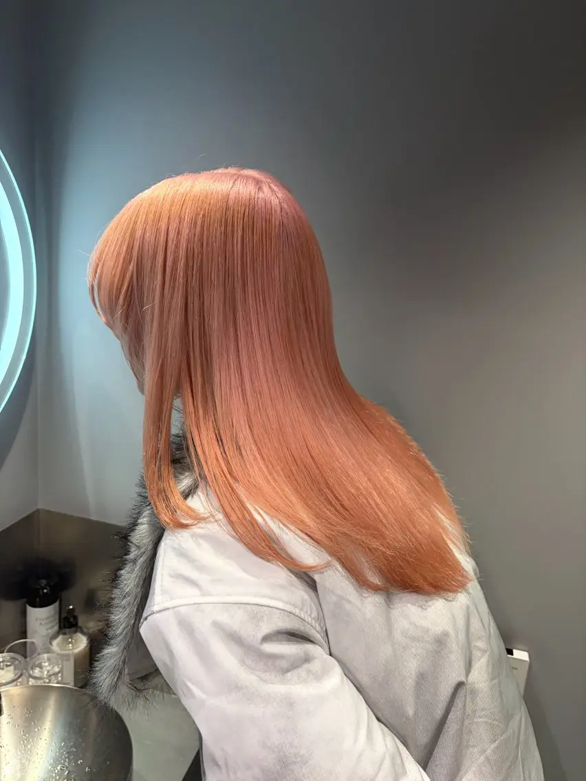 カラー ヘアカラー ᴋᴀɴᴀ /新宿/ブ リーチカラー🎀🫧のヘアスタイル