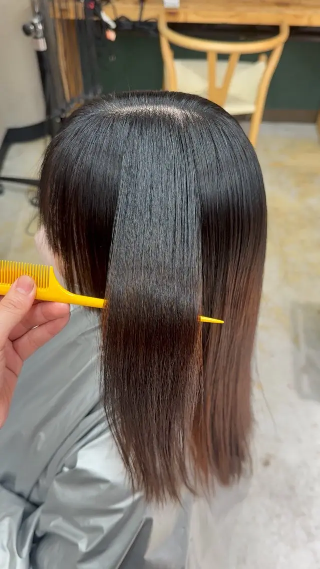 ミディアム 縮毛矯正 森下 美穂のヘアスタイル