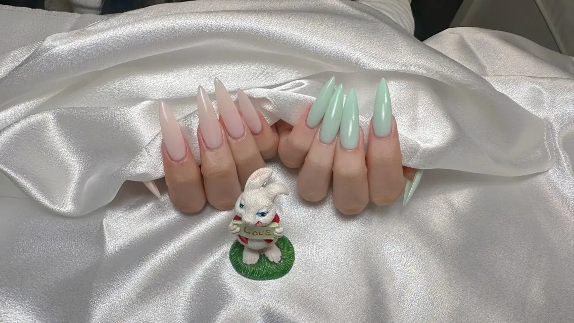 ネイル ハンドネイル セレーヌ 🩵Natsumiのネイルデザイン