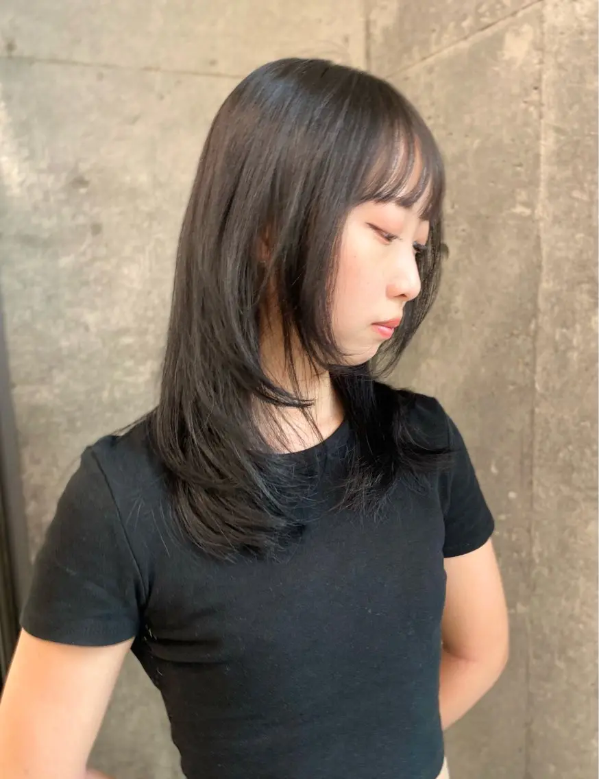 ミディアム カラー カット ヘアカラー トリートメント Saki/レイヤー/ 柔色カラー/顔まわりのヘアスタイル