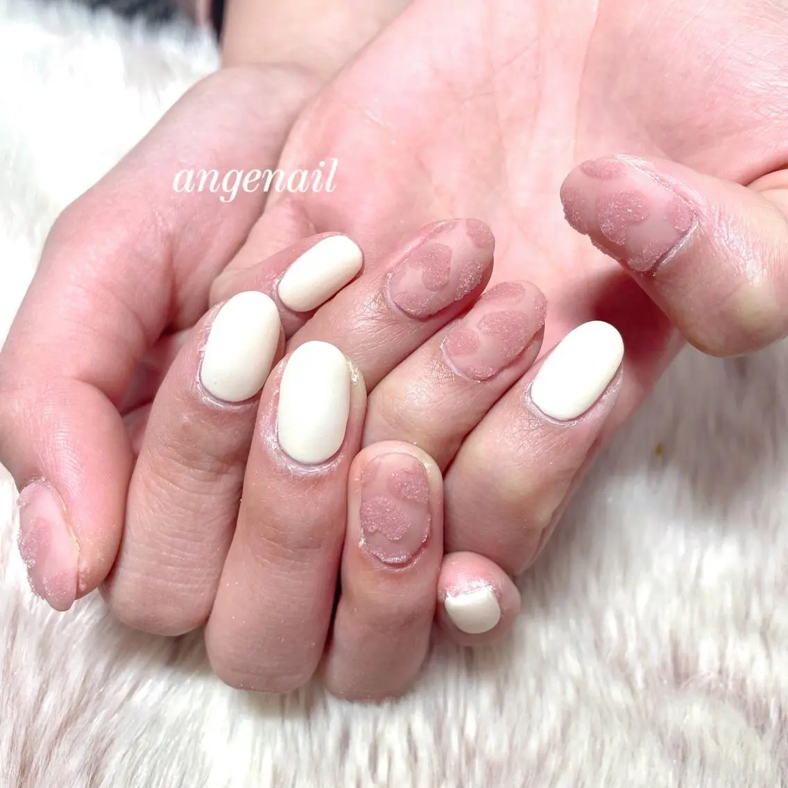 ネイル ハンドネイル オーナーネイリスト MAKIのネイルデザイン