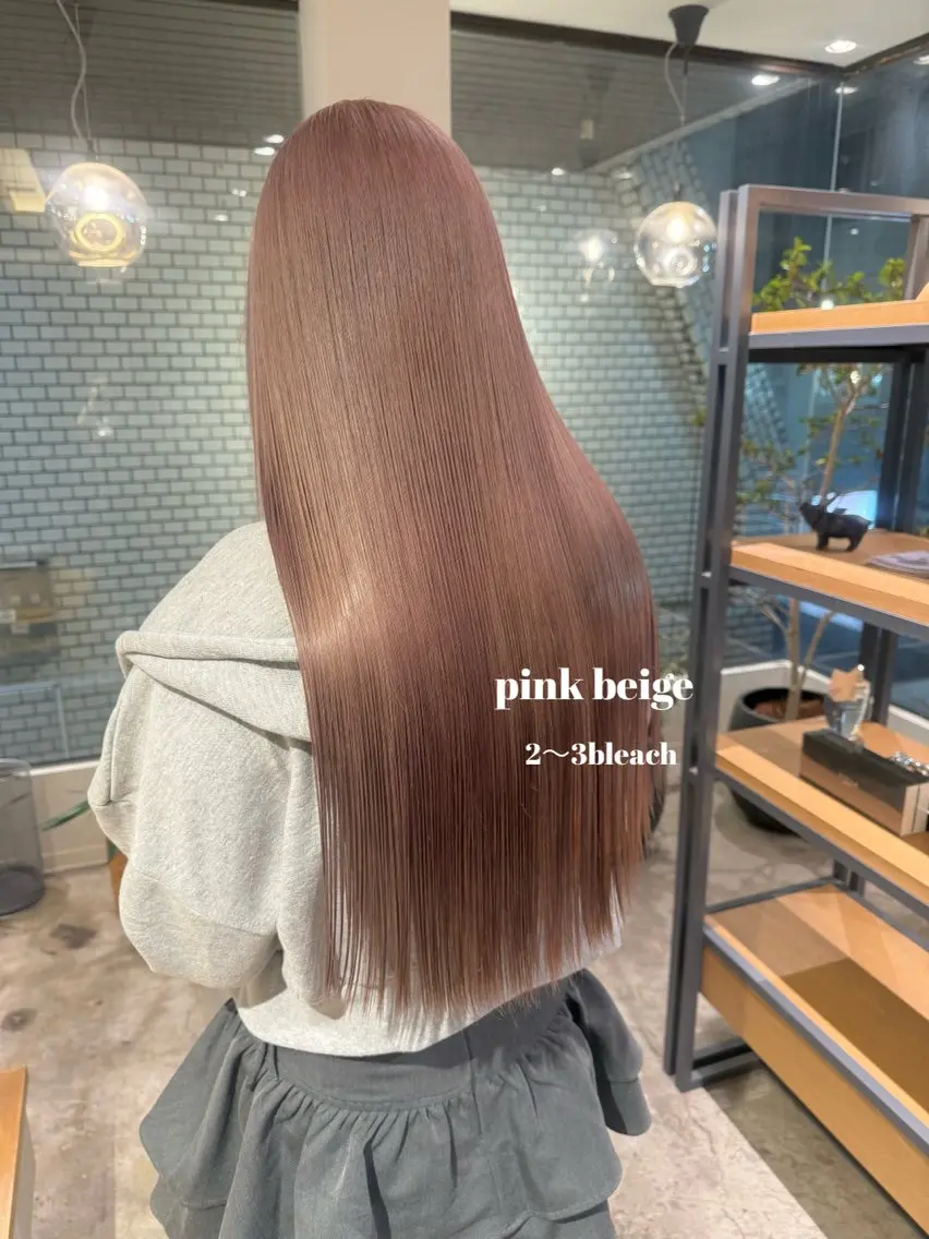 ロング カラー ベージュカラー ピンクカラー ピンクベージュ ヘアカラー Kana 🍋 ハイトーン【高円寺】のヘアスタイル