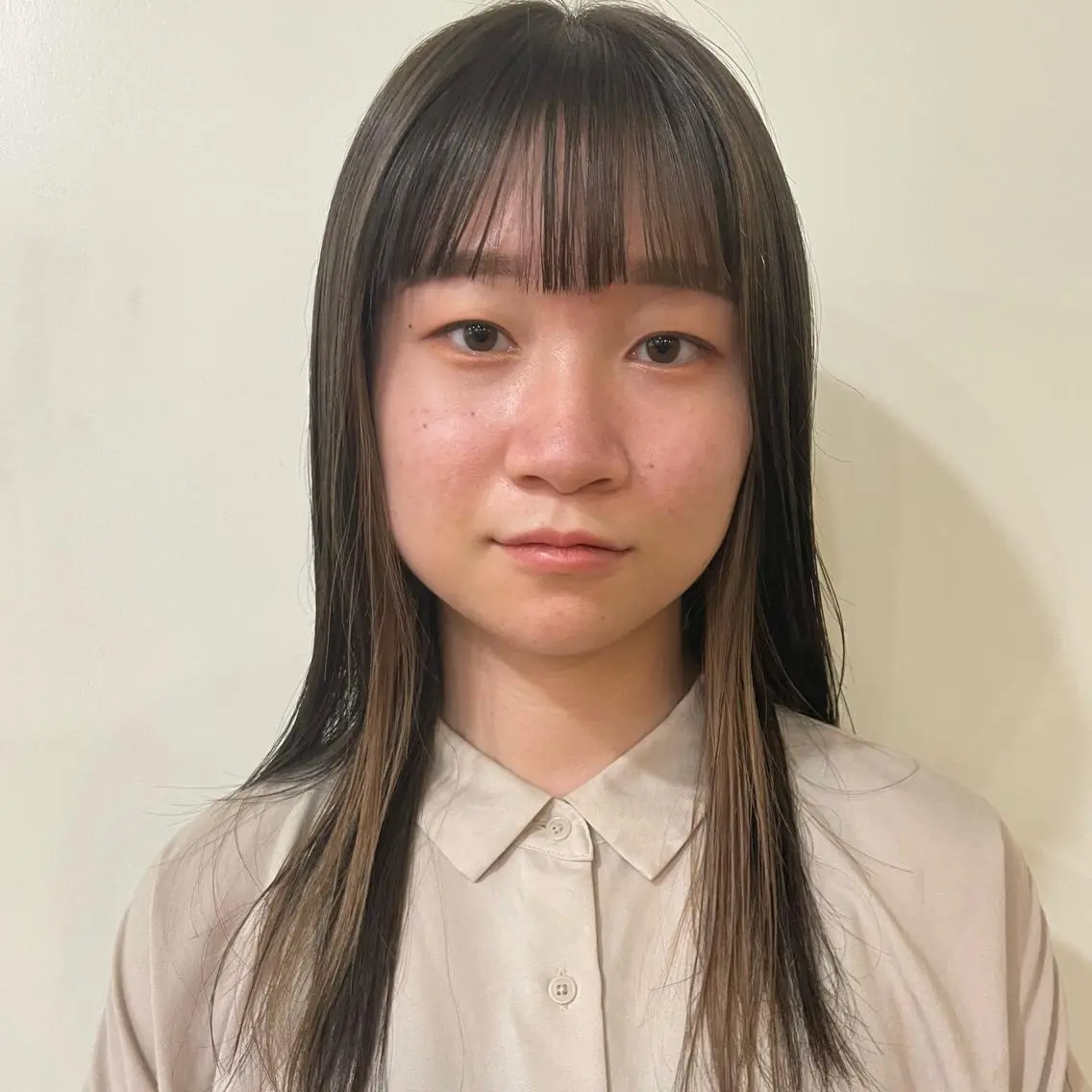 ロング カラー ホリケ アオイのヘアスタイル