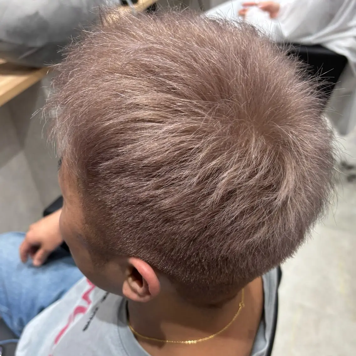 カラー グレージュ 村瀬 美来のヘアスタイル