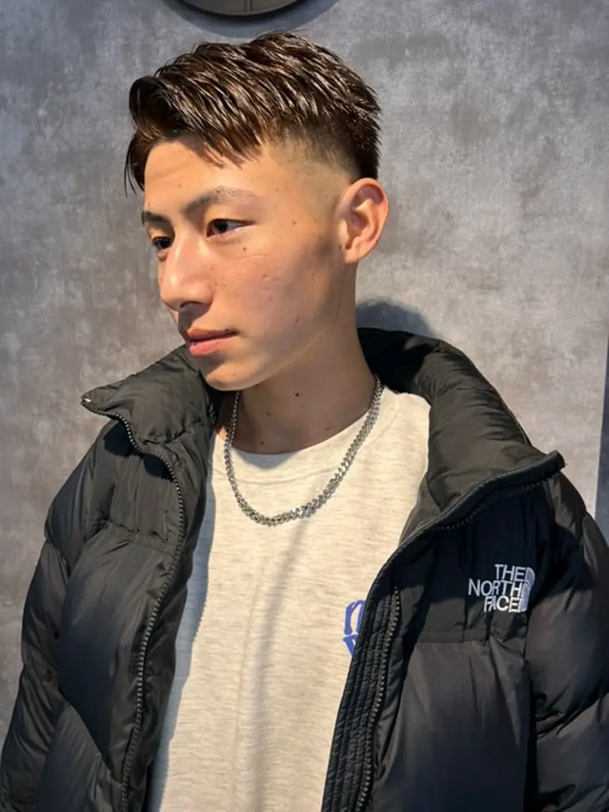 ブリーチなしでも大イメチェン🔥メンズカット+カラーの写真