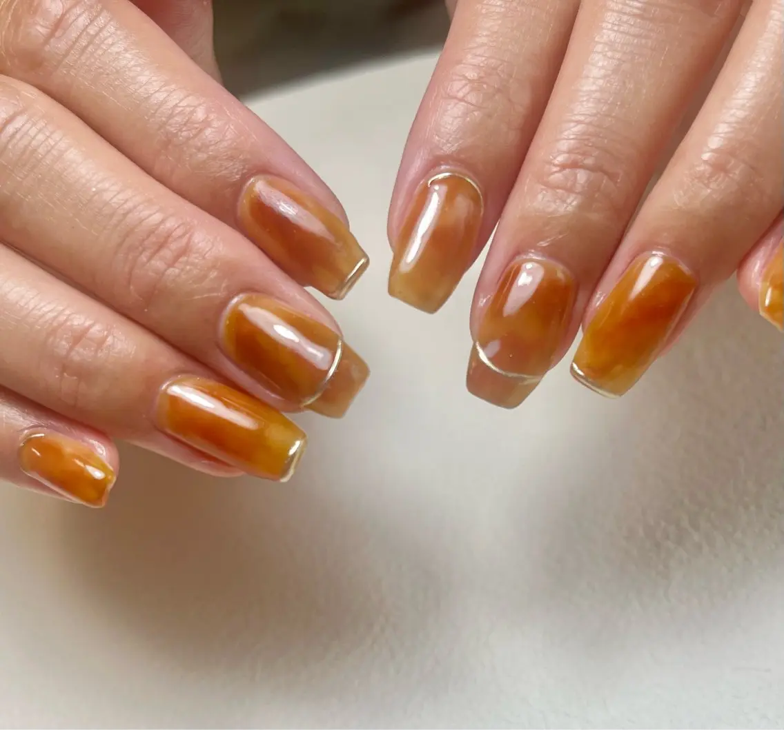 ネイル べっ甲ネイル ハンドネイル nail room.のネイルデザイン
