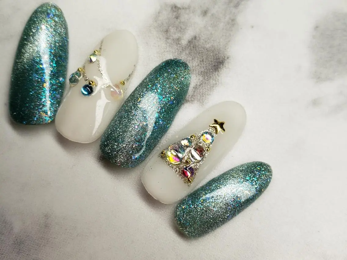 ネイル マグネットネイル 冬ネイル クリスマス Nail salon Coco【溝の口駅】のネイルデザイン