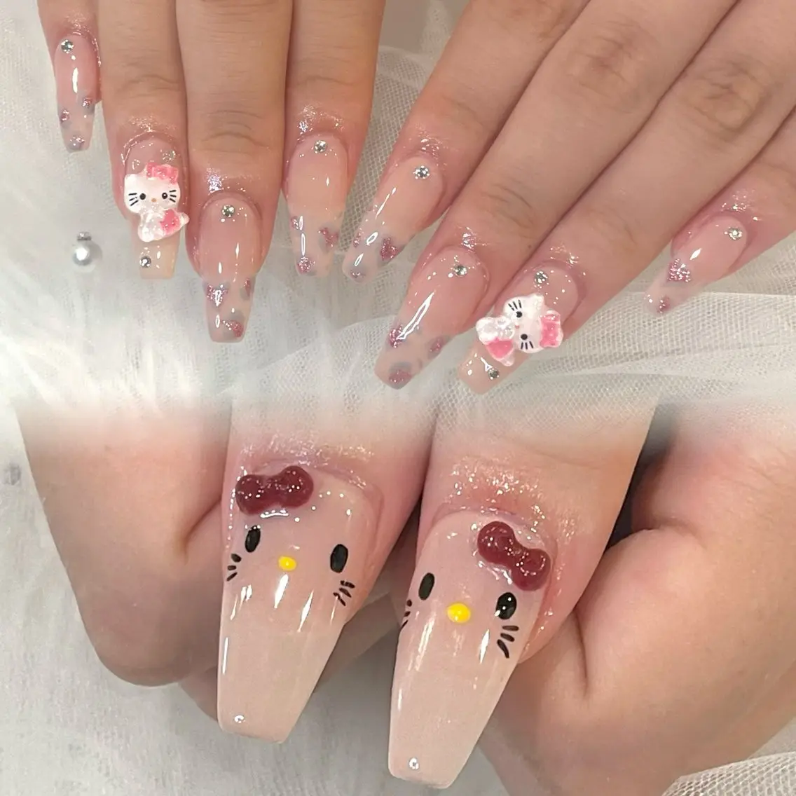 ネイル 持ち込み ストーンネイル yurika 🌷.*･ﾟのネイルデザイン