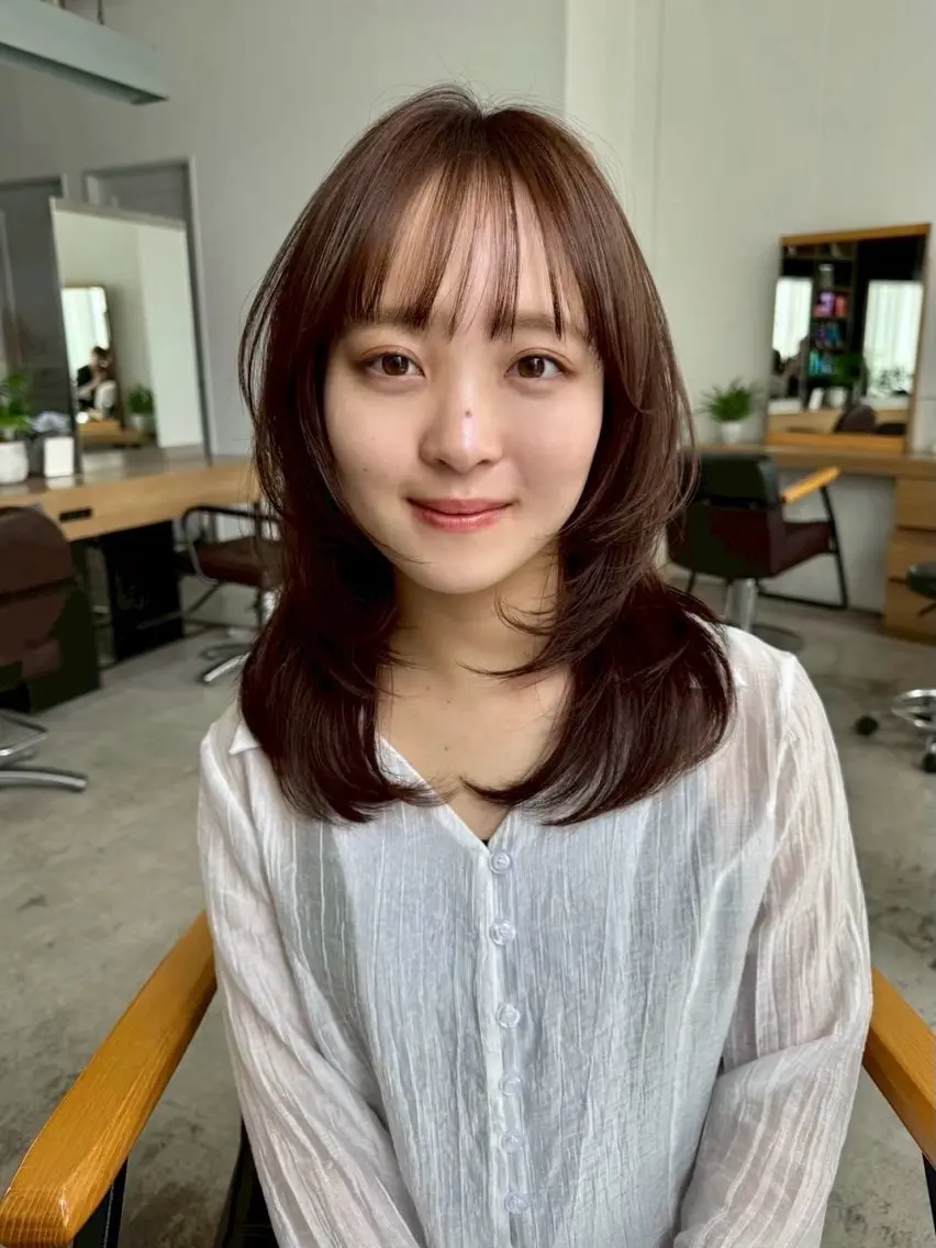 ミディアム ミディアムレイヤー レイヤーカット 表参道SHEA Am iのヘアスタイル