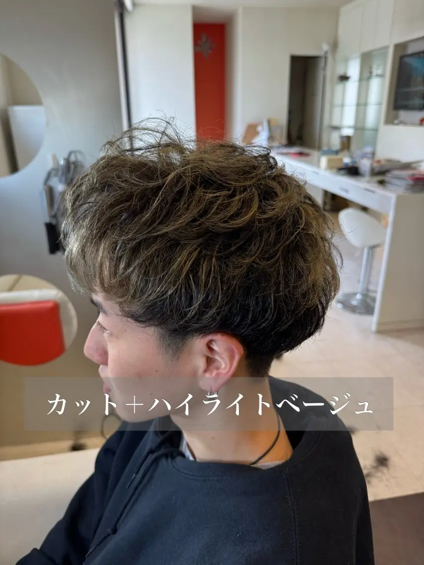 ショート カラー メンズ メンズハイライト メンズメッシュ ダブルカラー ハイライトカラー メッシュ カット ヘアカラー トリートメント 長屋 裕也のヘアスタイル