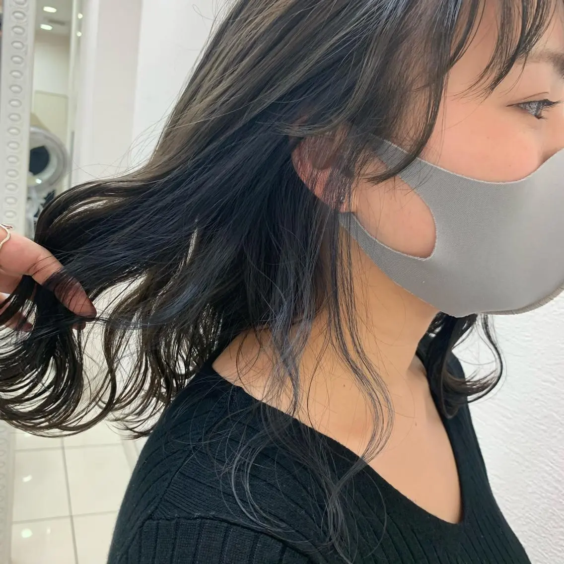 セミロング カラー ヘアカラー ウスイ ハルカのヘアスタイル