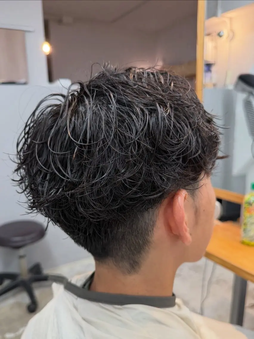 パーマ メンズ メンズパーマ メンズショート 河本 佳治のヘアスタイル