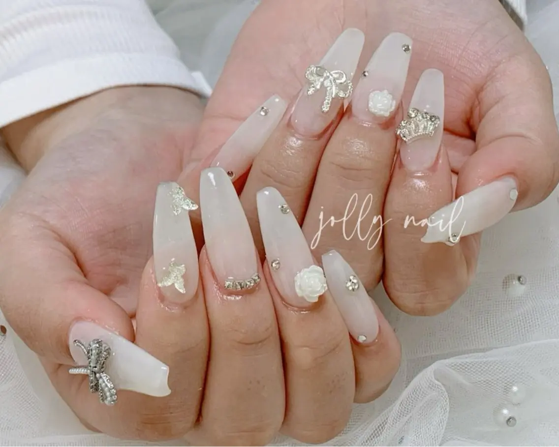 ネイル ハンドネイル Meri💅ジェル& チップ長さだし専門のネイルデザイン