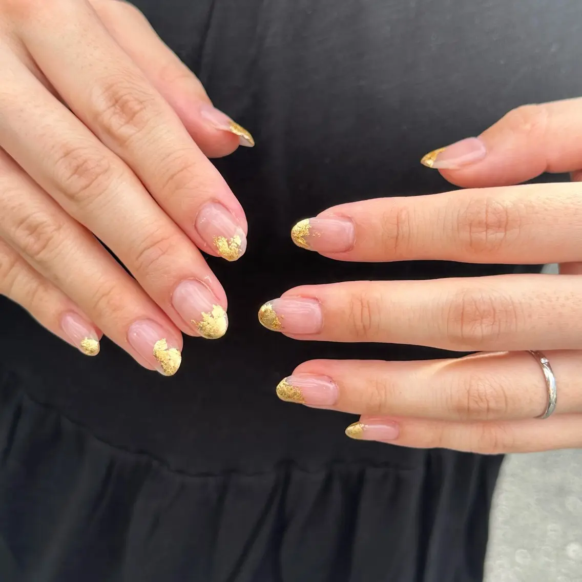 ネイル ゴールド LAUR Natsukiのネイルデザイン