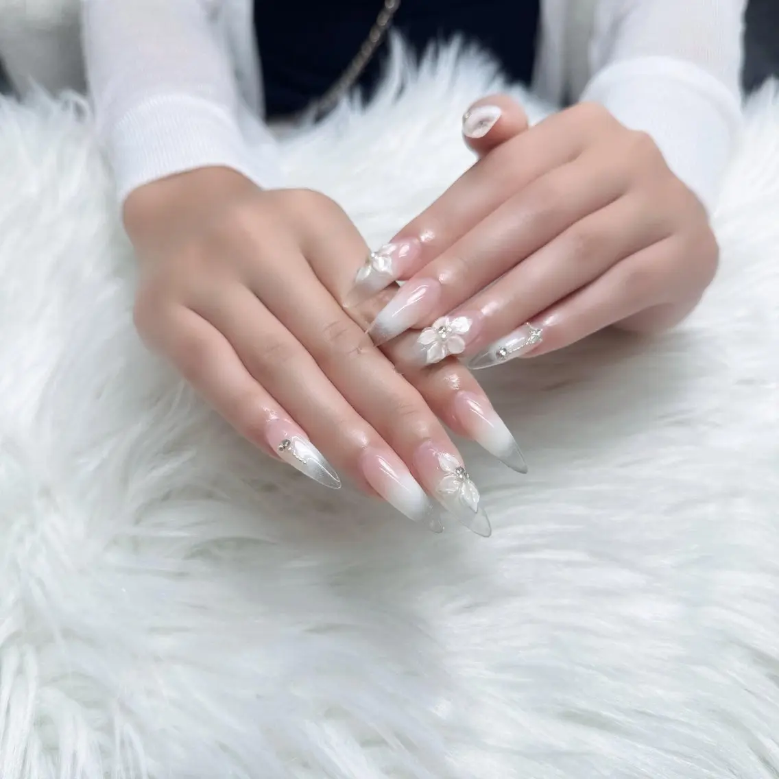 ネイル アートネイル 持ち込み ハンドネイル ハンドケア Dyo Nailのネイルデザイン