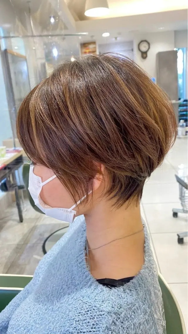 ショート カラー Earth/A あやみのヘアスタイル