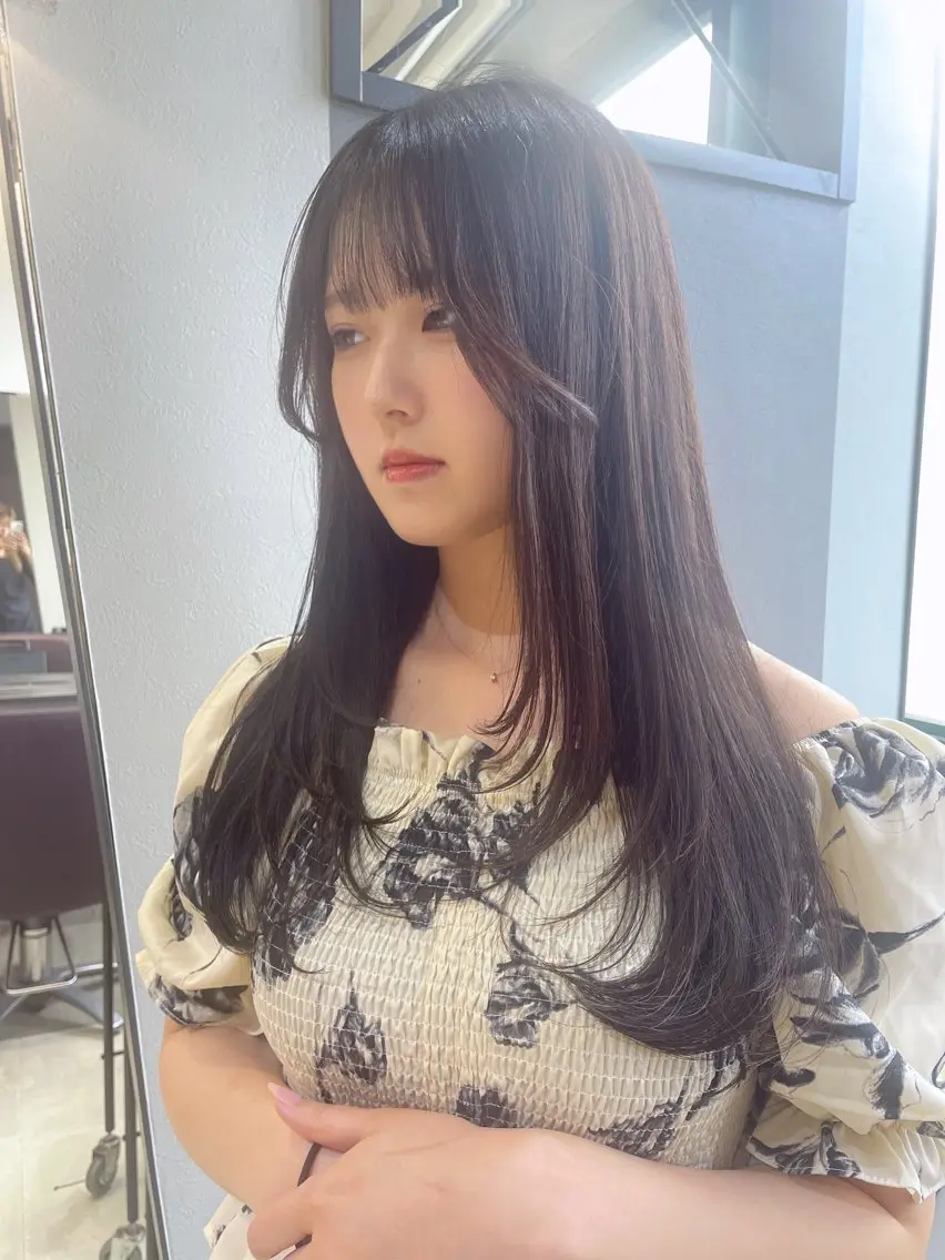 ロング レイヤーカット AIRI layer cut hairのヘアスタイル