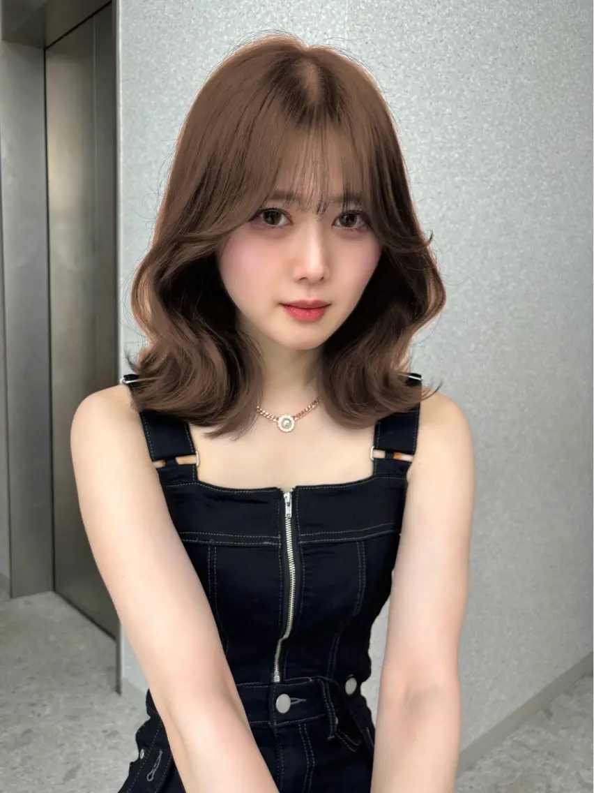 ミディアム カラー 透明感カラー カット ヘアカラー トリートメント 香月 元希のヘアスタイル