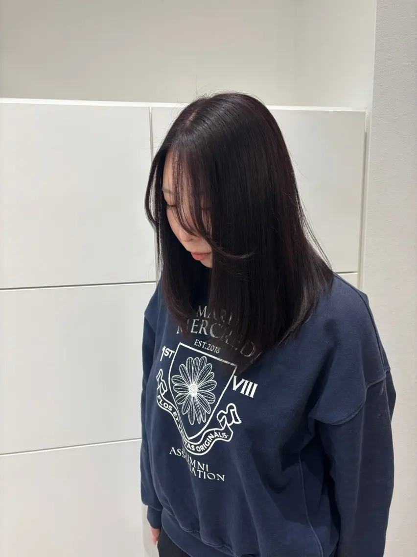 セミロング カラー ヘアカラー トリートメント 大野 桃果のヘアスタイル