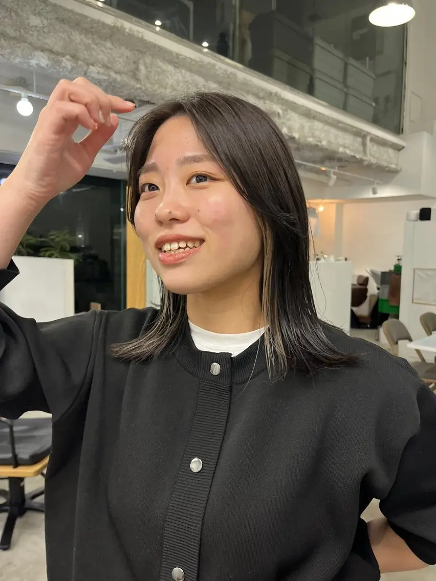 ミディアム カラー nishihama nanaのヘアスタイル