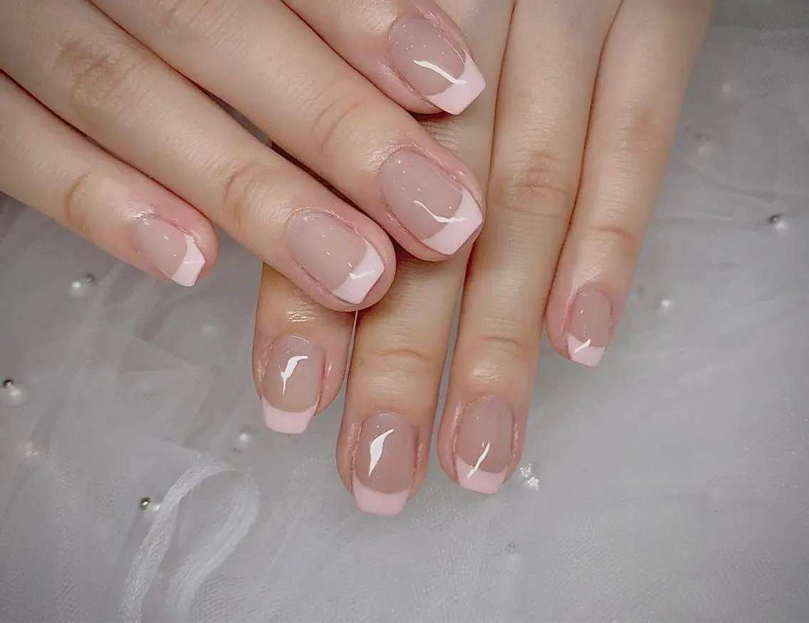 ネイル I-nailロング /ワンホン/キラキラのネイルデザイン