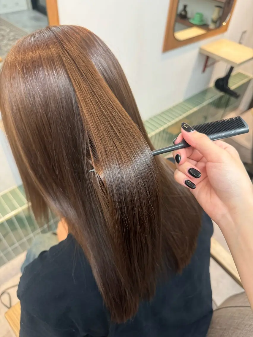 セミロング ヘアカラー トリートメント 松田 じゅりなのヘアスタイル