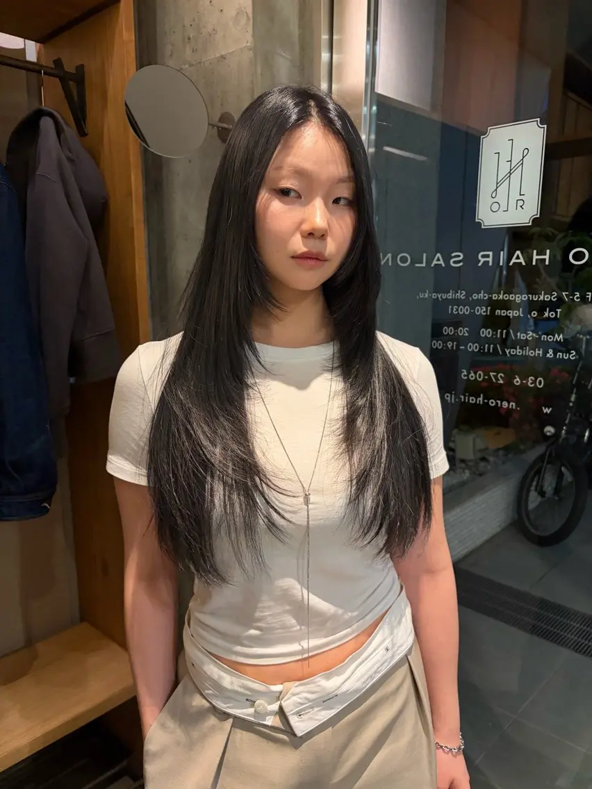 ロング カット ヘアカラー レイヤーカット NERO加藤木麻彩のヘアスタイル