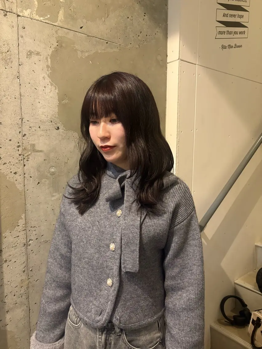 ミディアム ヘアカラー 中田 桃夏のヘアスタイル