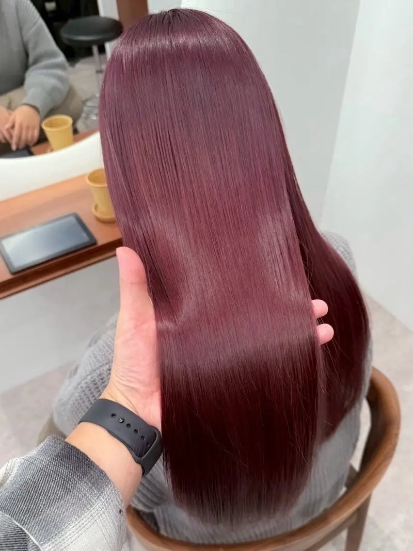 セミロング カラー ヘアアレンジ ブリーチ ダブルカラー イヤリングカラー イルミナカラー ブリーチなしカラー 立川レイヤー 透明感カラーaoiのヘアスタイル