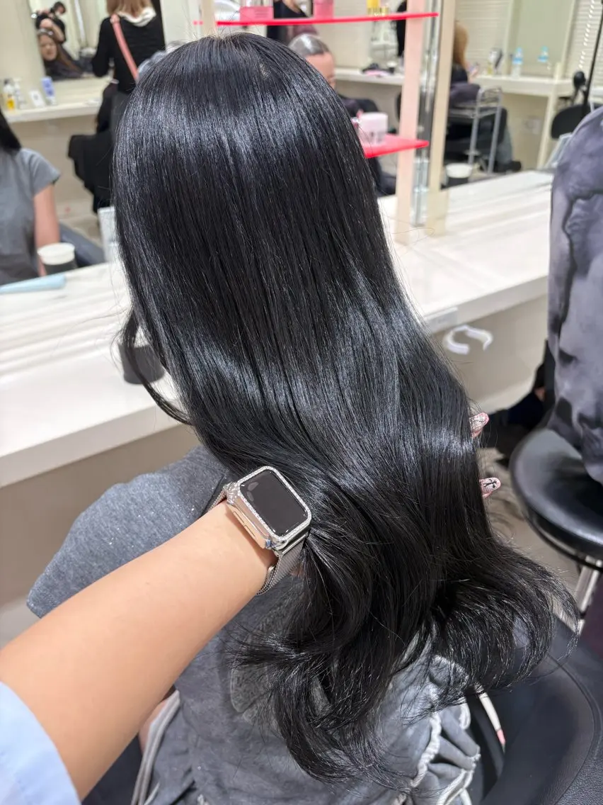 ミディアム カラー ヘアアレンジ ヘアカラー 💟RINNA 艶カラー💟のヘアスタイル