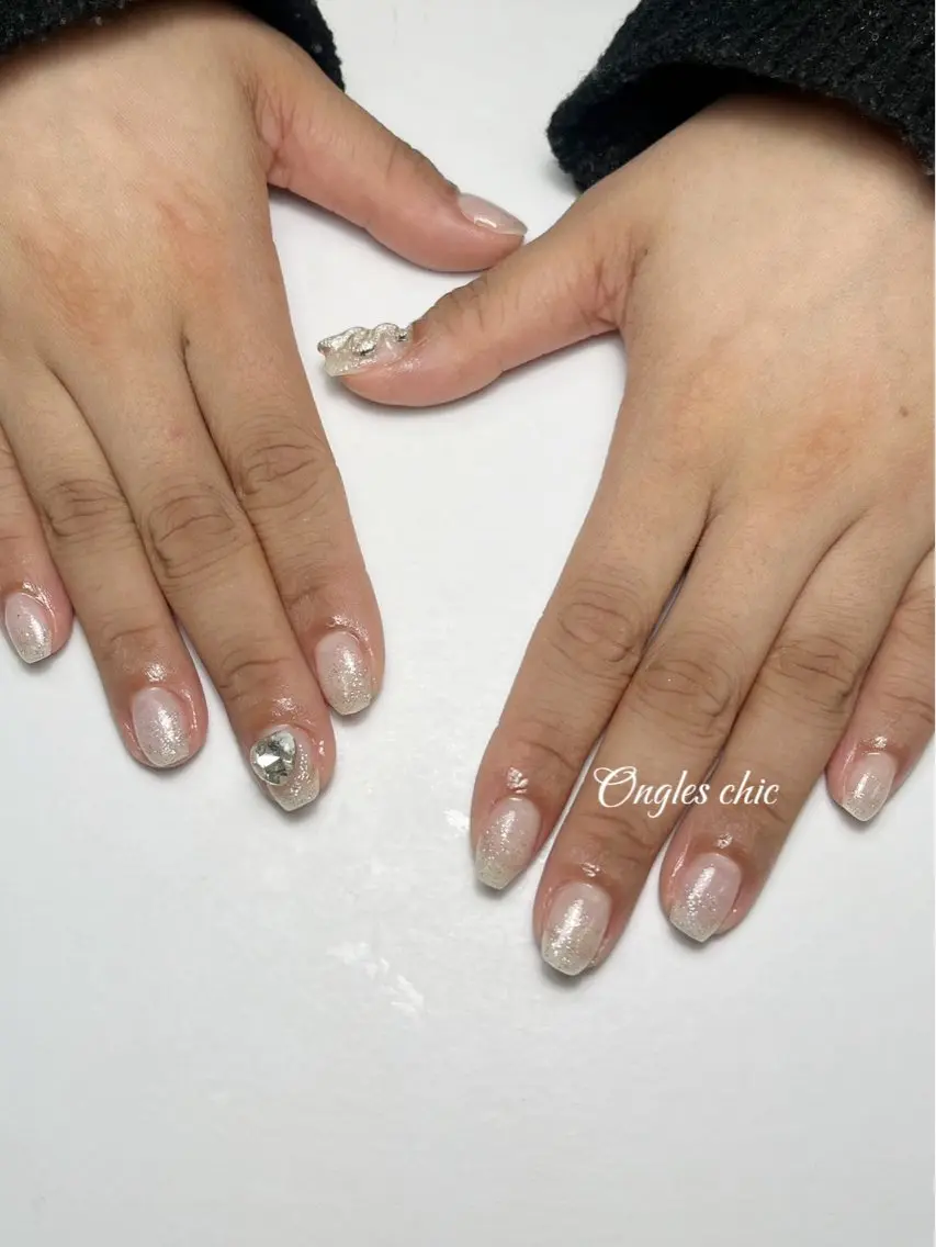 ネイル ハンドネイル ongles chicのネイルデザイン