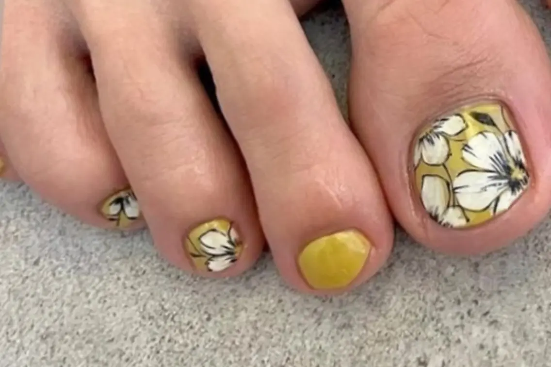 ネイル フットネイル MARBLE nails🌀のネイルデザイン