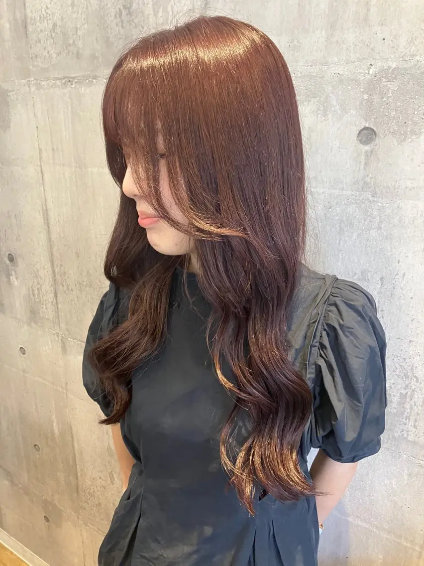 セミロング ヨシンモリ mai /attraのヘアスタイル
