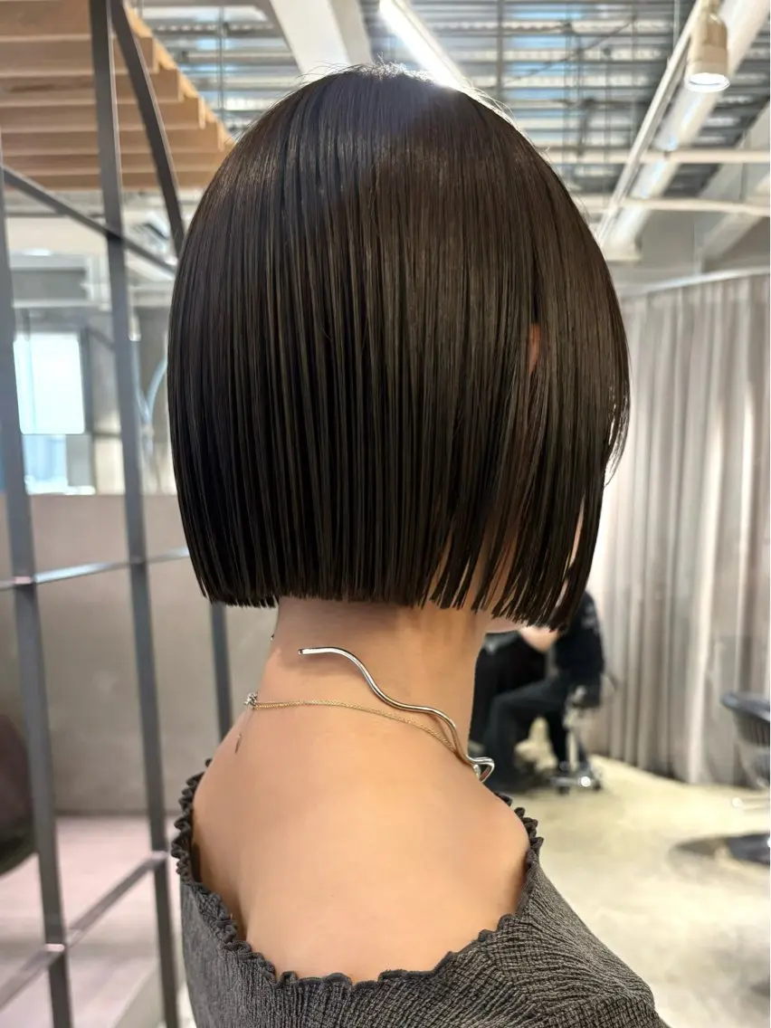 ショート 切りっぱなしボブ ボブ カット ヘアカラー トリートメント 西田  美侑/ 前髪・顔周りカットのヘアスタイル