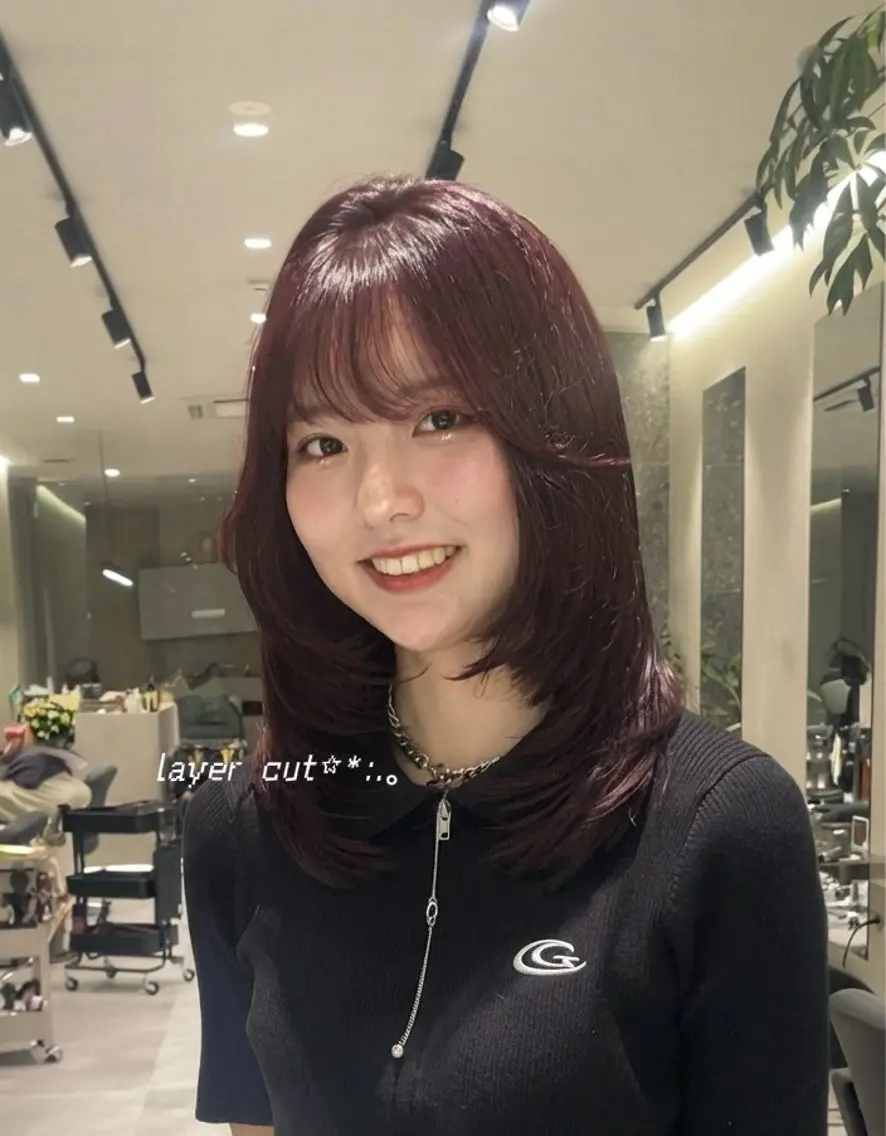 ロング カット ヘアカラー トリートメント 神戸レイヤーカット 顔周り/骨格診断のヘアスタイル