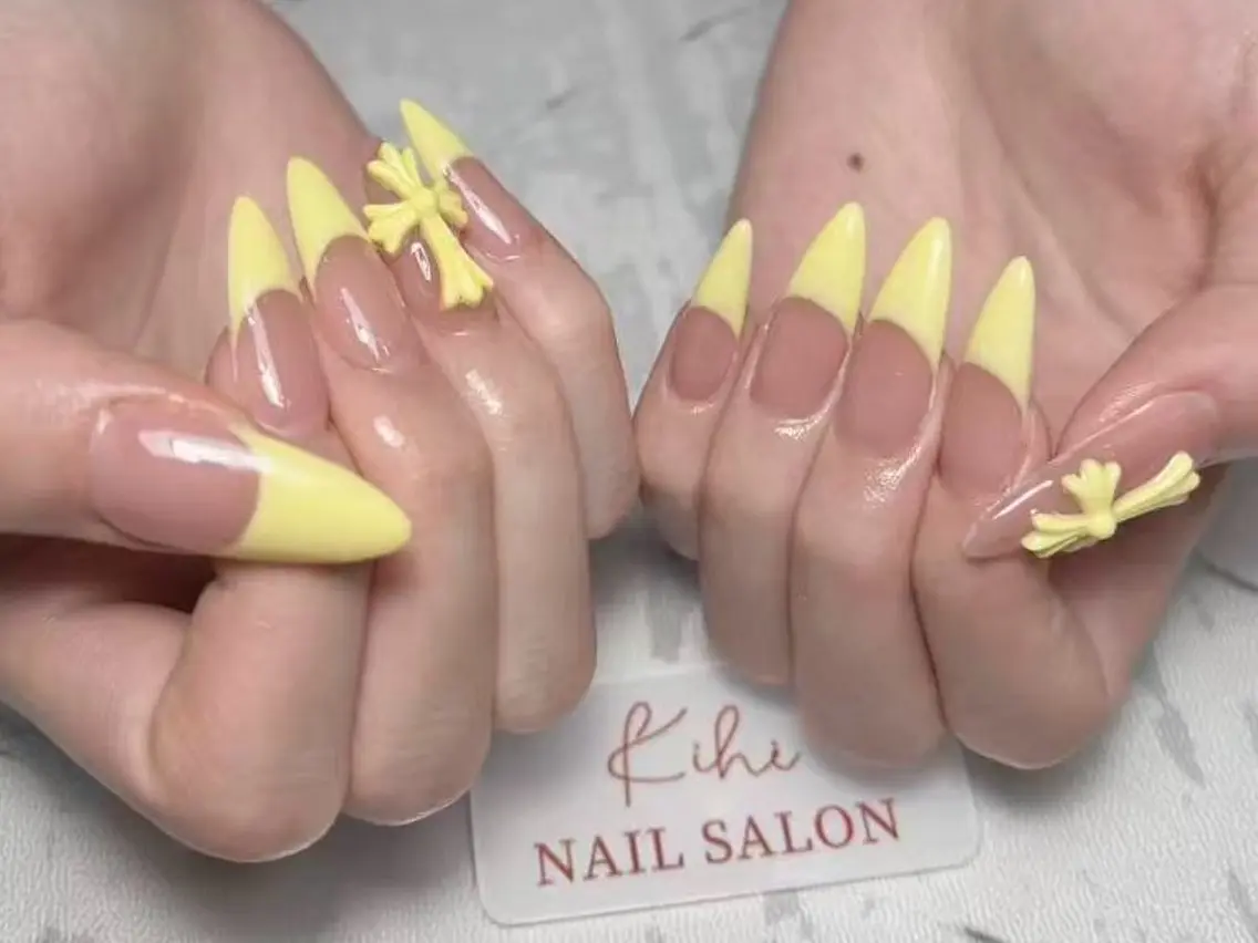 ネイル アートネイル フレンチネイル ジェルネイル グラデーション 韓国ネイル ハンドネイル さくら💮💮 【オフ無料】のネイルデザイン