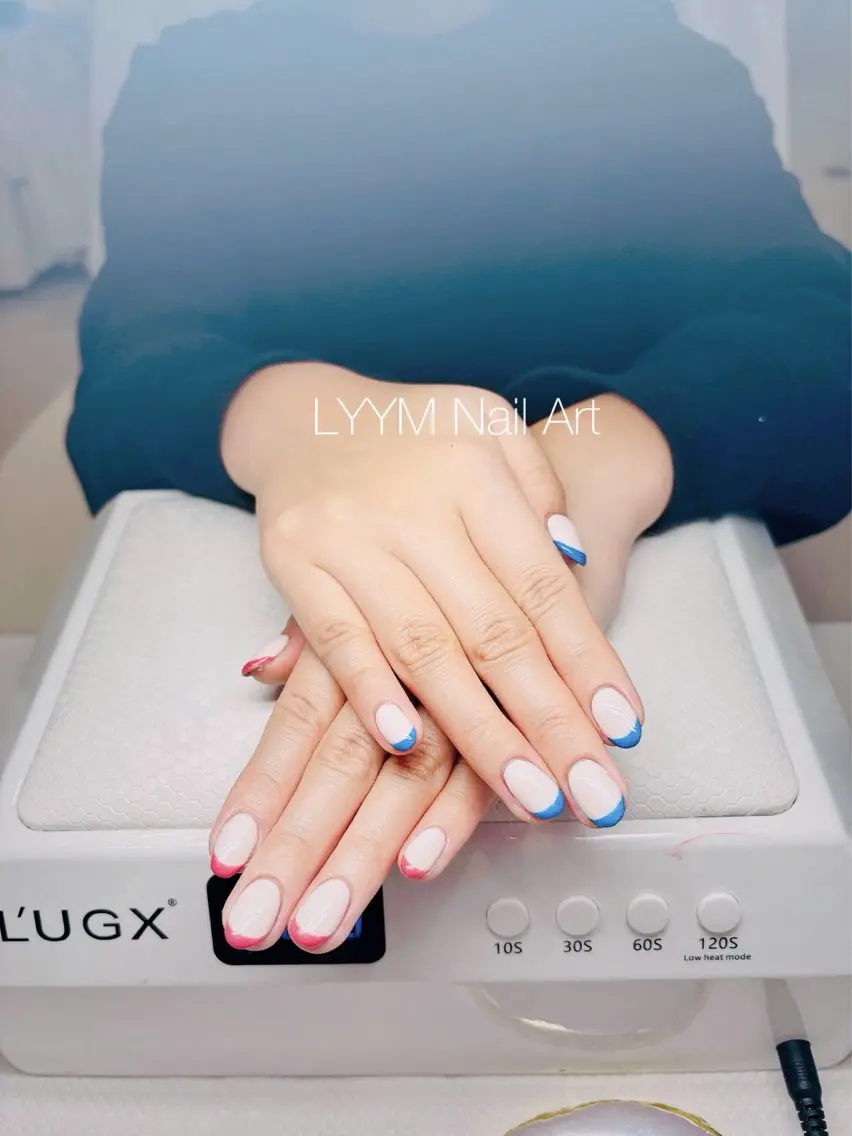 ネイル フレンチネイル オフィスネイル LYYM Salonのネイルデザイン
