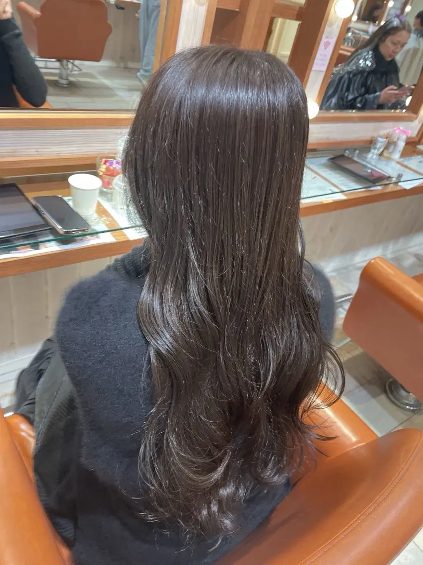 ロング カラー ベージュカラー ブリーチ ブラウンカラー 透明感カラー グレージュ 清水 ちひろ ✄トップスタイリストのヘアスタイル