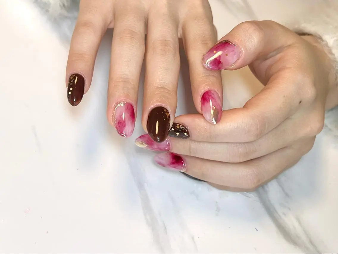 ロング ネイリスト シンのネイルデザイン
