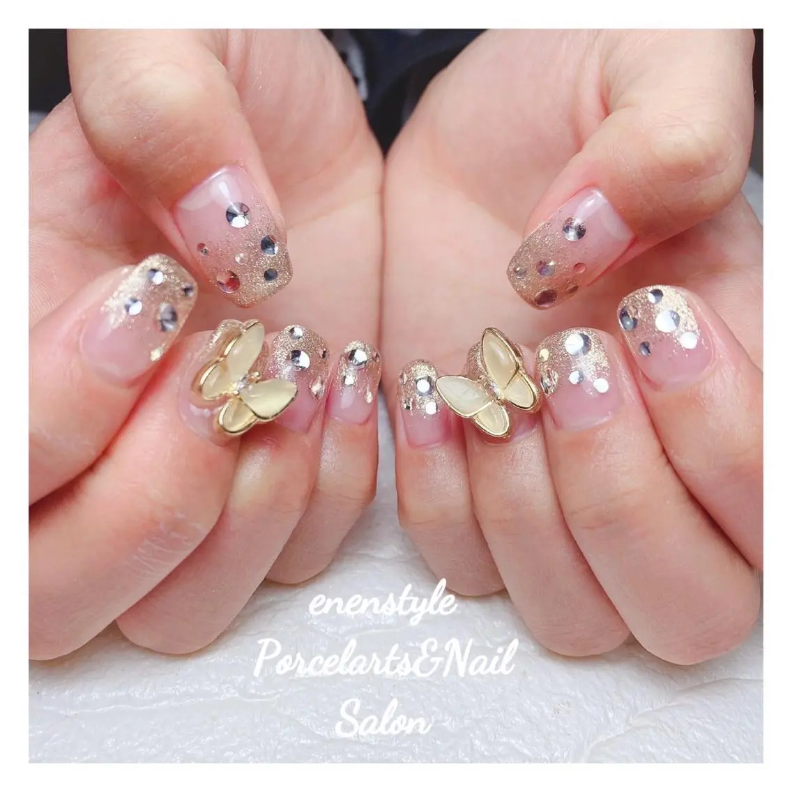 ミディアム ネイル 🐾enen style 🐾のネイルデザイン